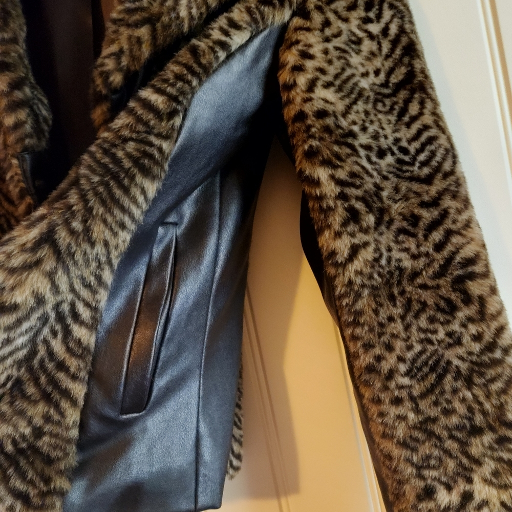 MANGO Jacket - Picture 2 of 4